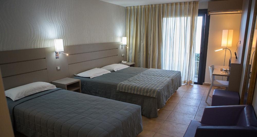 Best Western Plus San Damianu Sartène Kültér fotó